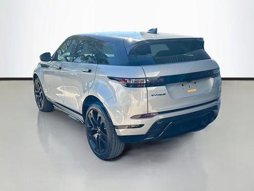 2026 Land Rover Range Rover Evoque Dynamic SE