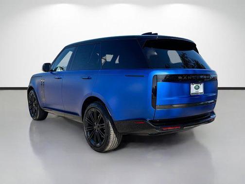 2026 Land Rover Range Rover P400 SE