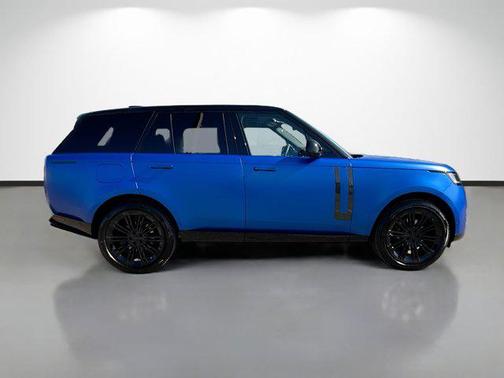 2026 Land Rover Range Rover P400 SE