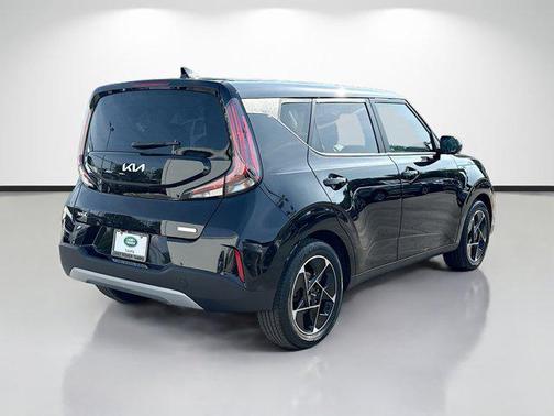 Fusion Black 2023 Kia Soul EX