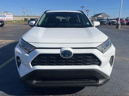 2021 Toyota RAV4 Hybrid XLE