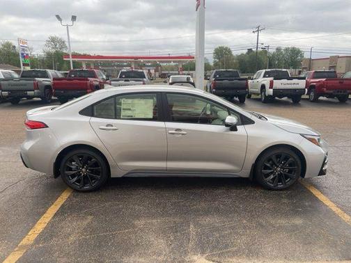 01F7 2026 Toyota Corolla Hybrid SE