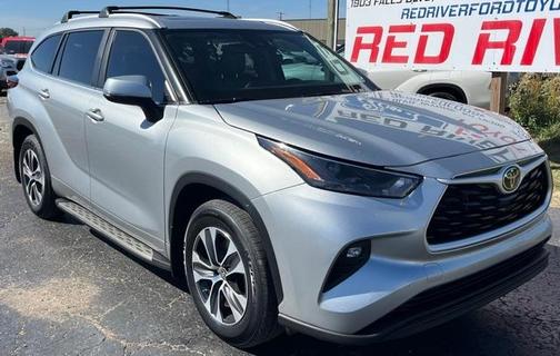 2024 Toyota Highlander XLE