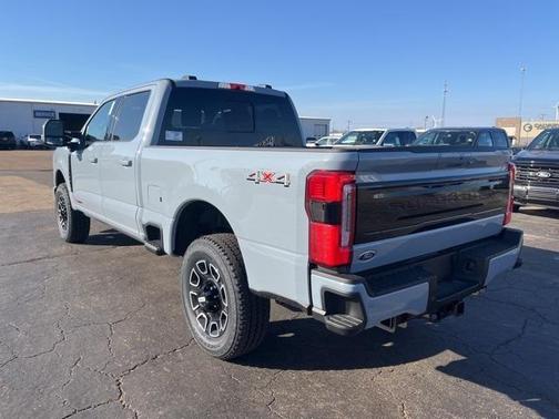 2026 Ford F-250 Platinum