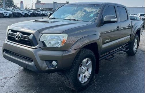 2015 Toyota Tacoma Base