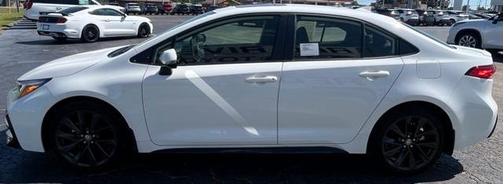 2025 Toyota Corolla Hybrid SE