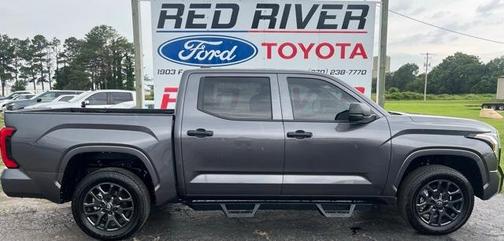 2025 Toyota Tundra SR
