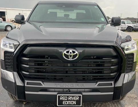 2025 Toyota Tundra SR