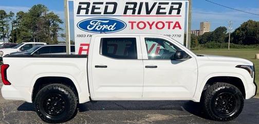 2024 Toyota Tundra SR