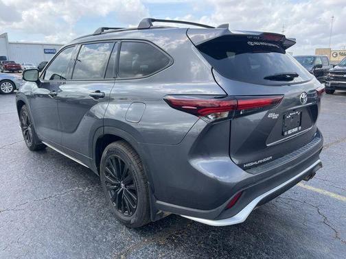 2024 Toyota Highlander XSE