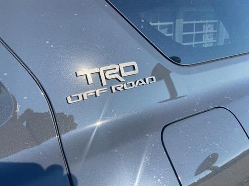 2025 Toyota 4Runner Hybrid TRD Off Road