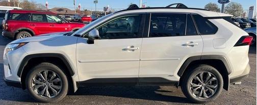 2025 Toyota RAV4 Hybrid XLE Premium