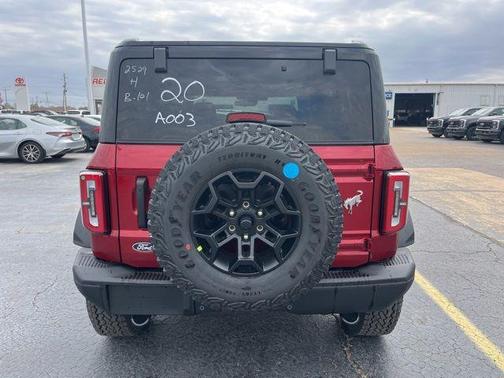 Ruby Red Metallic Tinted Clearcoat 2026 Ford Bronco Badlands