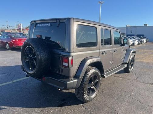2021 Jeep Wrangler Unlimited Sahara Altitude