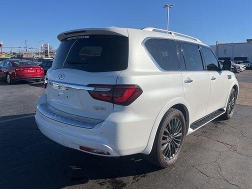 2024 INFINITI QX80 SENSORY