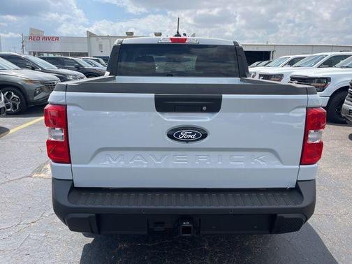 Space White Metallic 2026 Ford Maverick XL