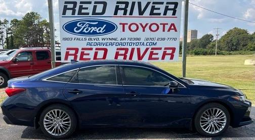 2022 Toyota Avalon Hybrid Limited