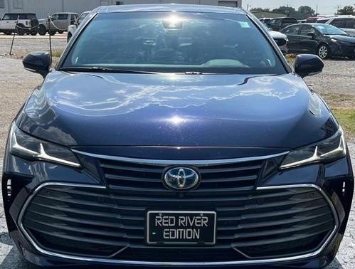 2022 Toyota Avalon Hybrid Limited