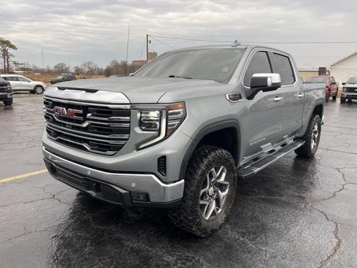 2024 GMC Sierra 1500 SLT