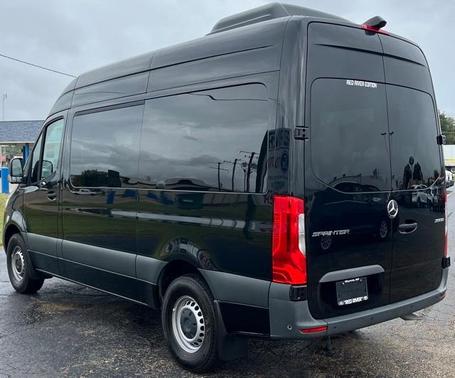 2023 Mercedes-Benz Sprinter 2500 144 WB Standard Roof Passenger