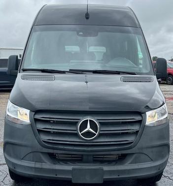 2023 Mercedes-Benz Sprinter 2500 144 WB Standard Roof Passenger