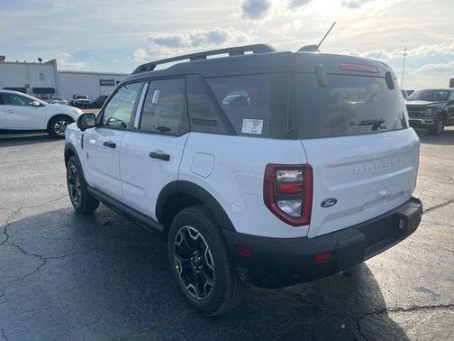 Oxford White 2026 Ford Bronco Sport Outer Banks