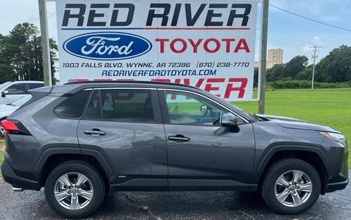 2024 Toyota RAV4 Hybrid XLE