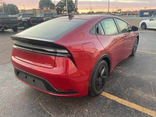 2026 Toyota Prius Plug-In Hybrid SE