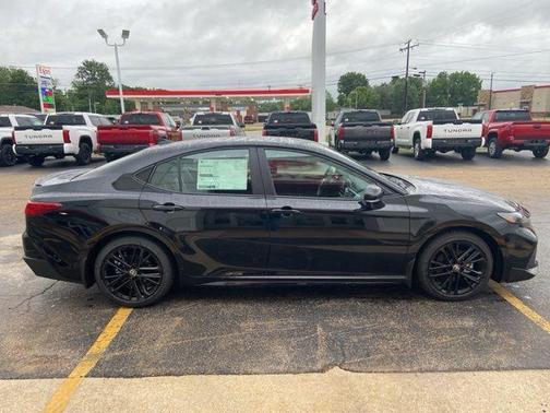 Midnight Black Metallic 2026 Toyota Camry SE