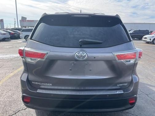 2016 Toyota Highlander Limited Platinum