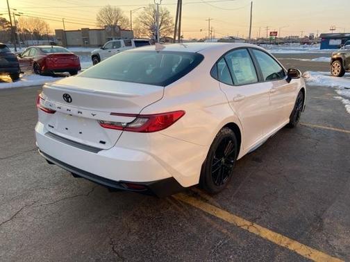 2026 Toyota Camry SE