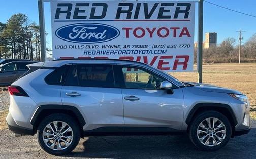 2022 Toyota RAV4 XLE Premium