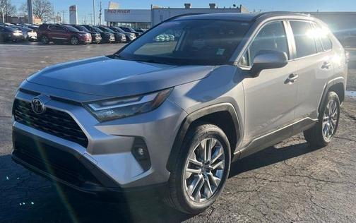 2022 Toyota RAV4 XLE Premium