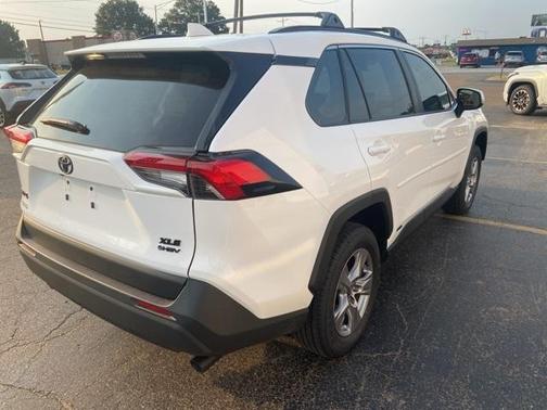2025 Toyota RAV4 Hybrid XLE