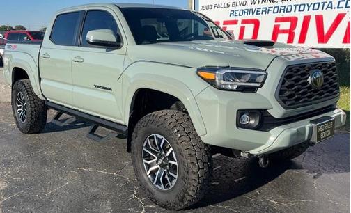 2023 Toyota Tacoma TRD Sport