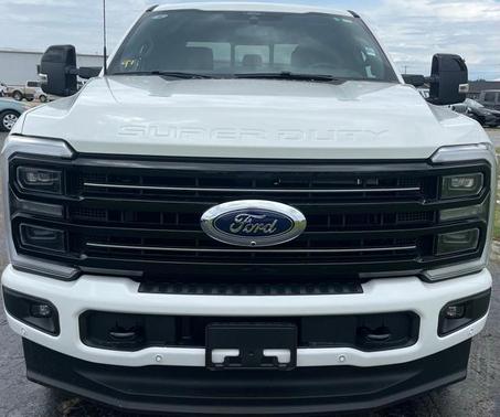 2025 Ford F-250 Platinum