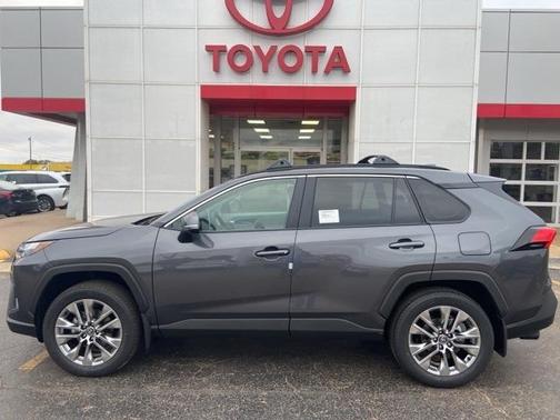 2025 Toyota RAV4 XLE Premium