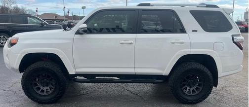 2023 Toyota 4Runner SR5 Premium