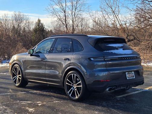 2025 Porsche Cayenne Cayenne E-Hybrid