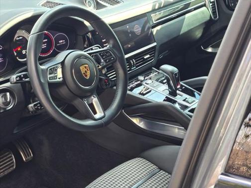 2023 Porsche Cayenne Turbo