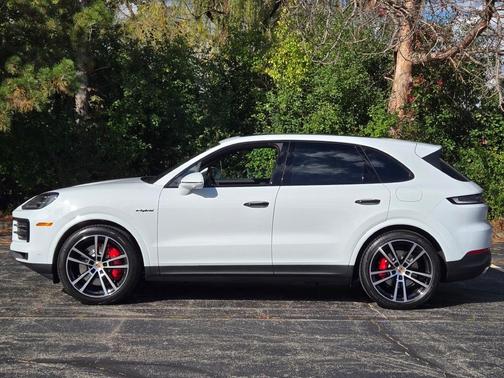 2026 Porsche Cayenne S