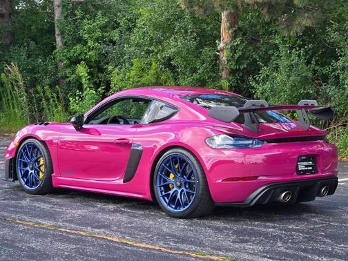 2025 Porsche 718 Cayman GT4 RS