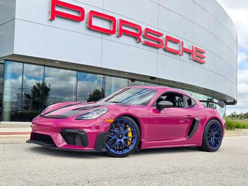 2025 Porsche 718 Cayman GT4 RS