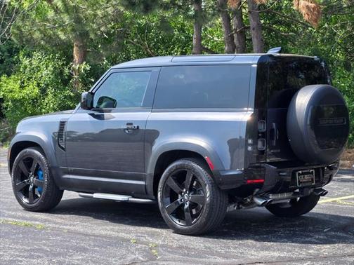 2022 Land Rover Defender 90 Carpathian Edition