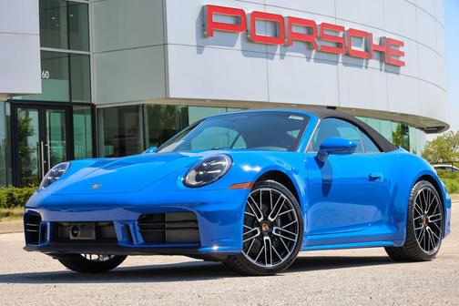 Lugano Blue 2026 Porsche 911 Carrera
