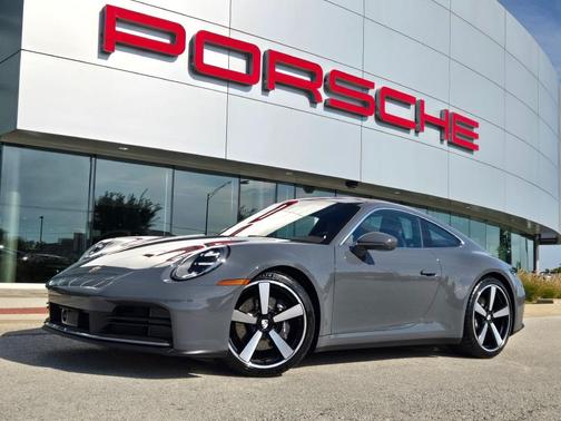 2026 Porsche 911 Carrera T