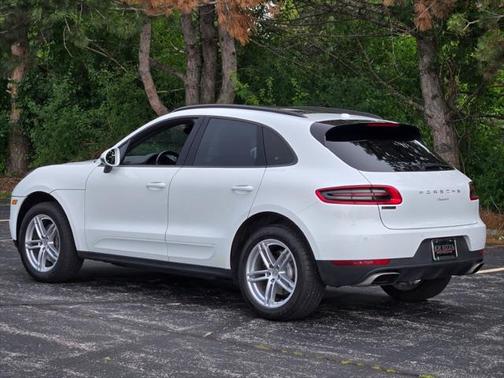 2018 Porsche Macan Base