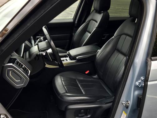 2022 Land Rover Range Rover Sport HSE Silver Edition