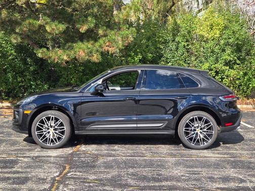 2026 Porsche Macan 