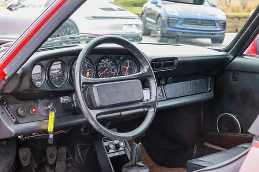 1985 Porsche 911 Cabriolet